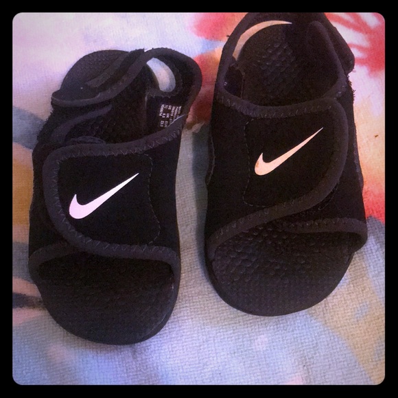 7c nike sandals